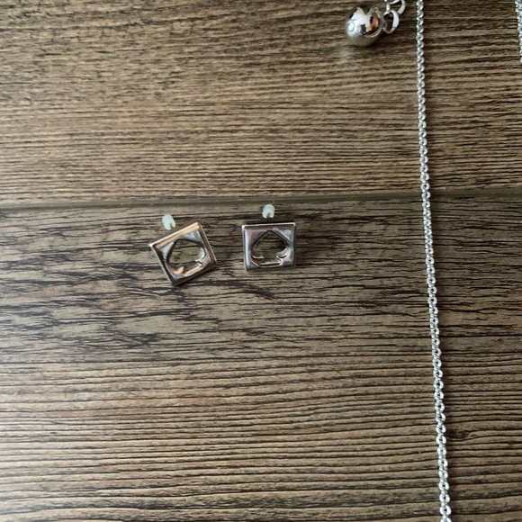NWOT kate spade Silver Tone Ace Of Spades Hole Punch Earrings & Station Necklace - Picture 4 of 10
